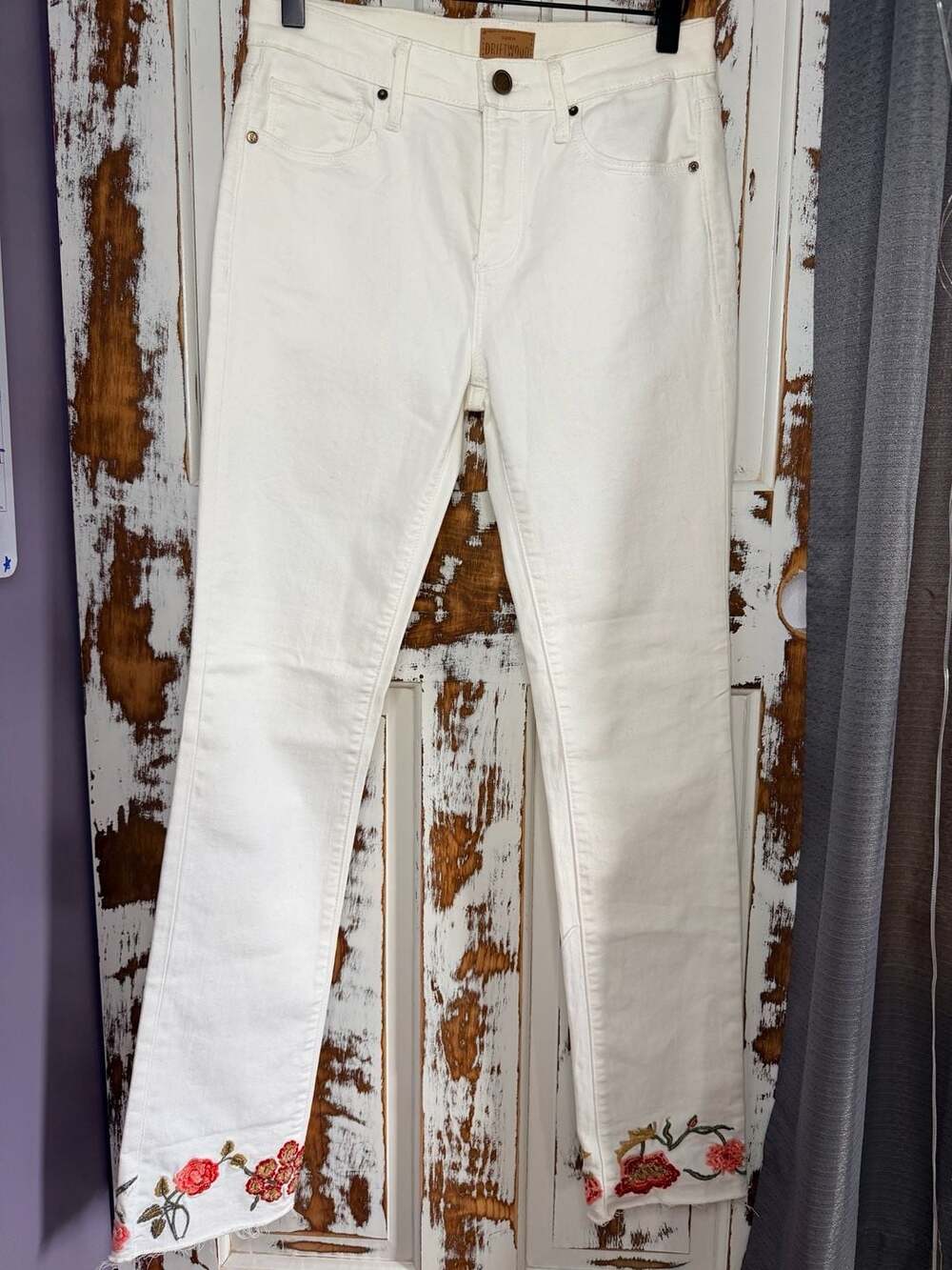 Driftwood Colette White Floral Embroidered Cuff Raw Hem Jeans Size 26 Western - Picture 1 of 9